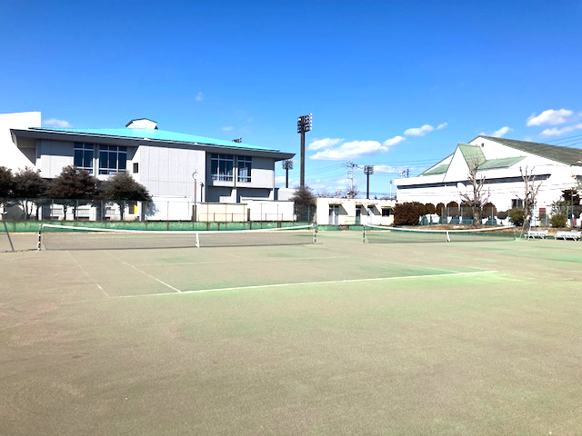 上河内体育館　庭球場